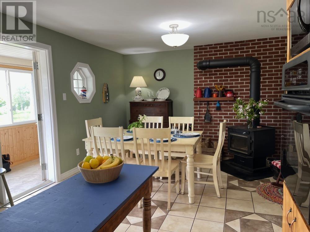 11 Ells Lane Property Photo 10