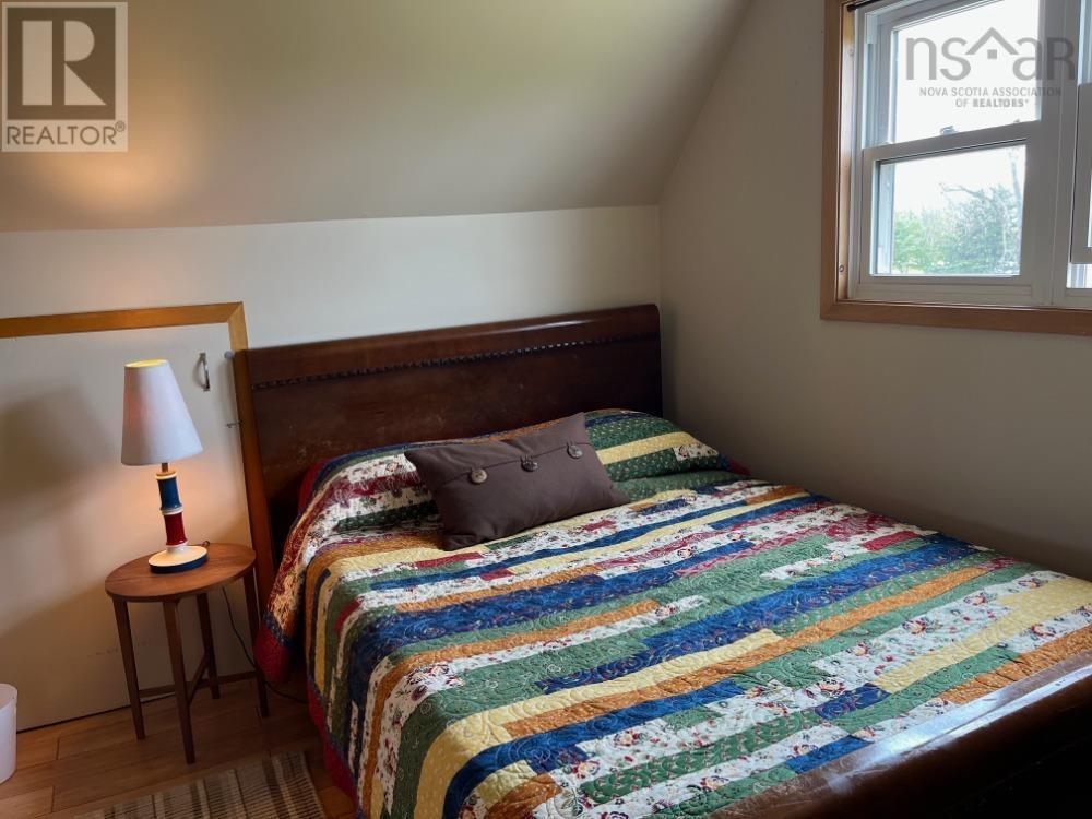 11 Ells Lane Property Photo 28