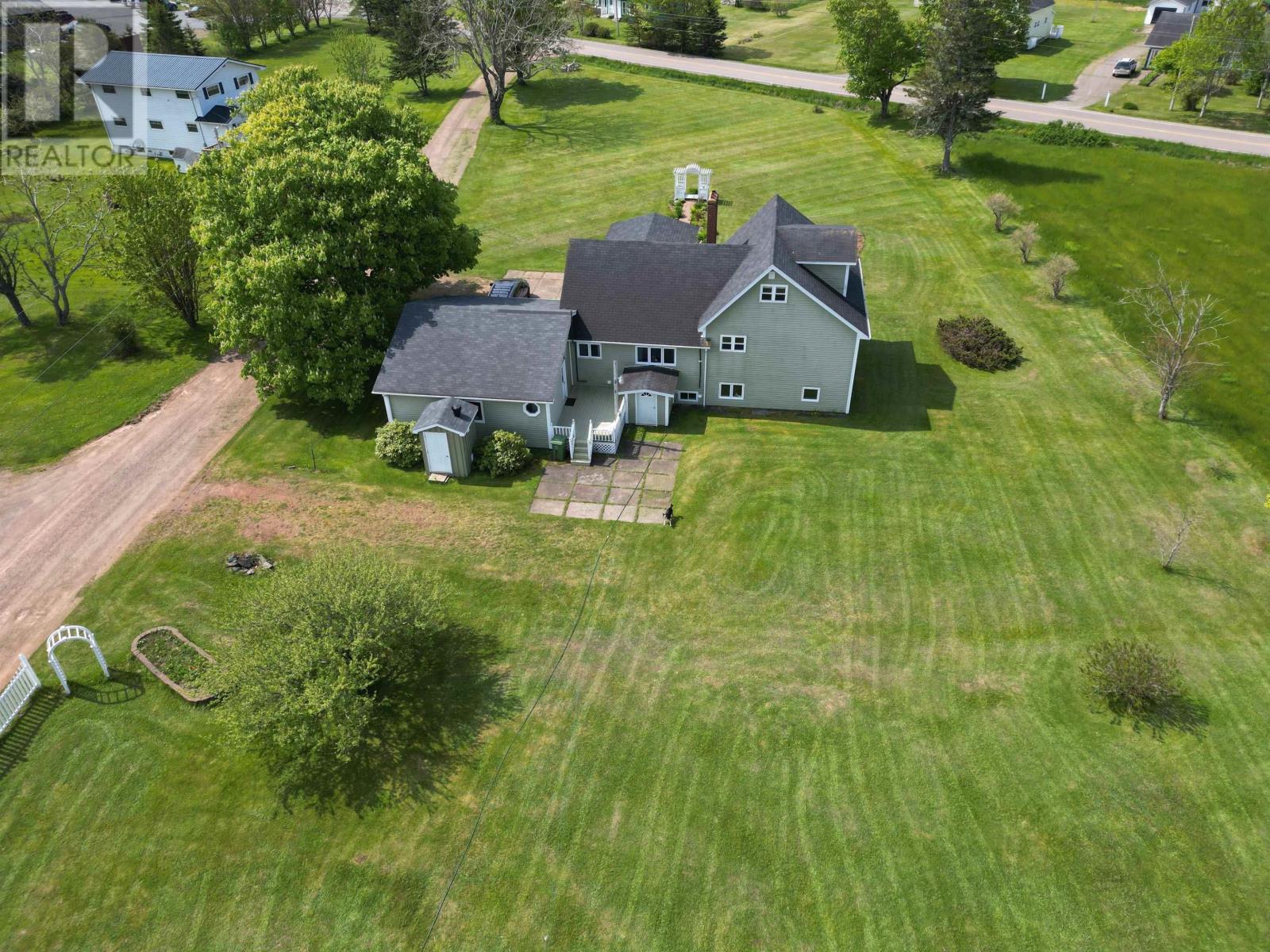 11 Ells Lane Property Photo 45