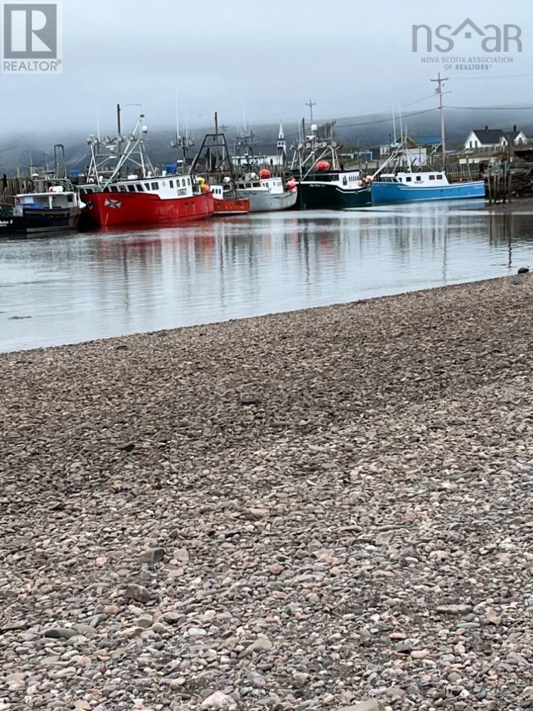 11 Ells Lane Property Photo 46