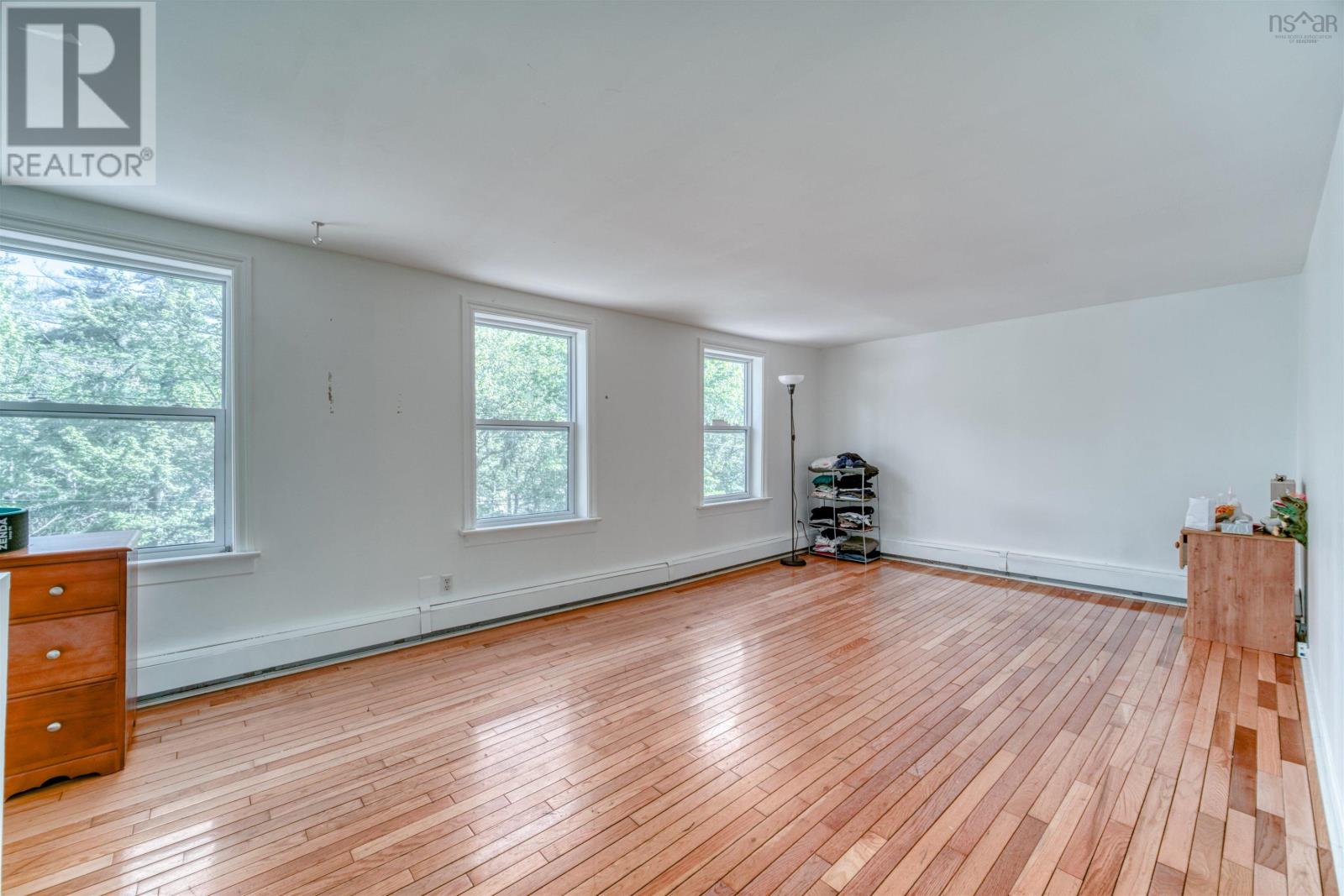 20-22 Coronet Avenue Property Photo 21