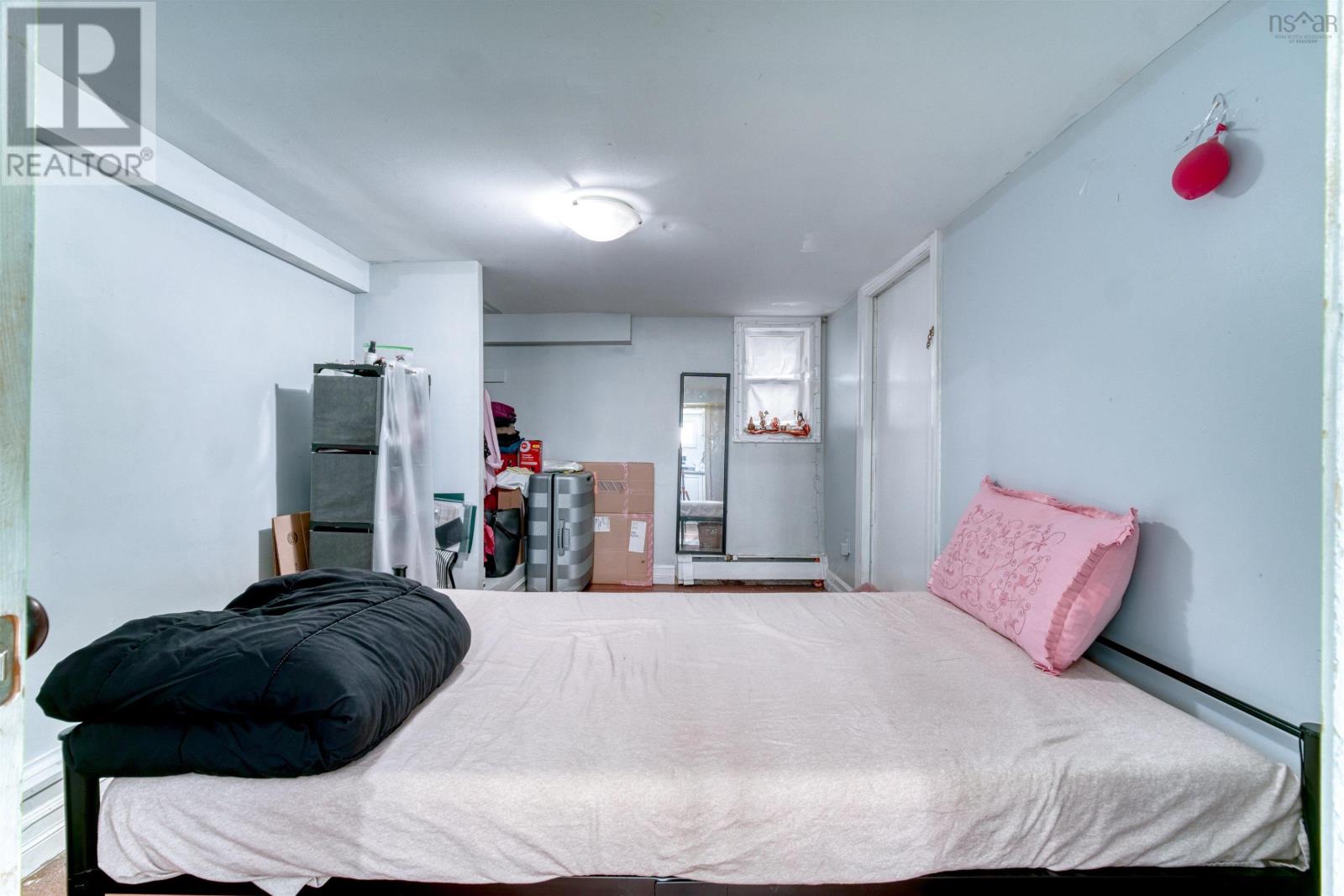 20-22 Coronet Avenue Property Photo 35