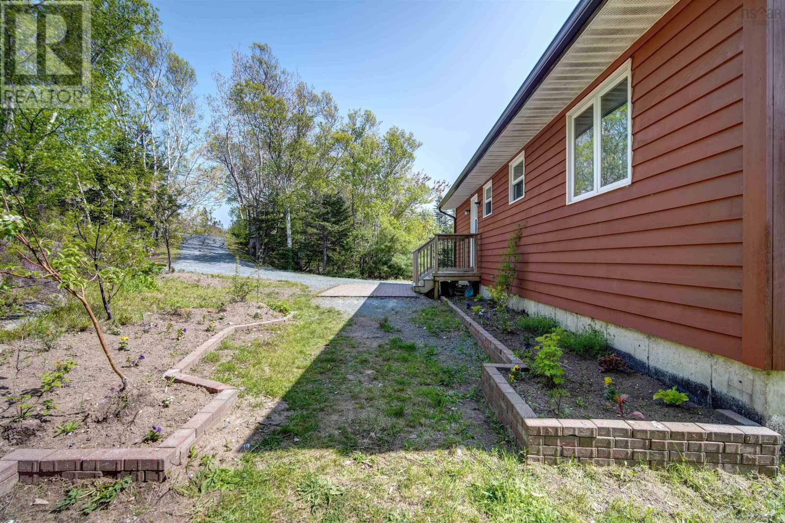6745 Prospect Road Property Photo 39
