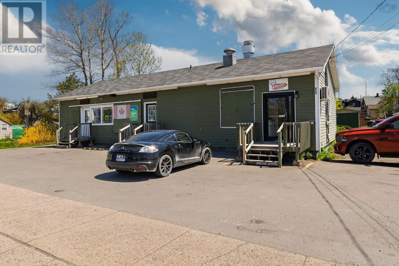 1370 Victoria Road Property Photo 1