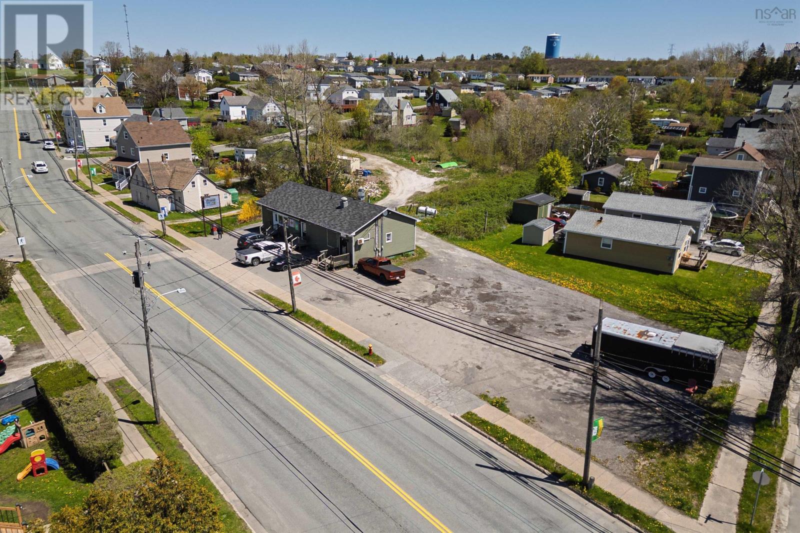 1370 Victoria Road Property Photo 34