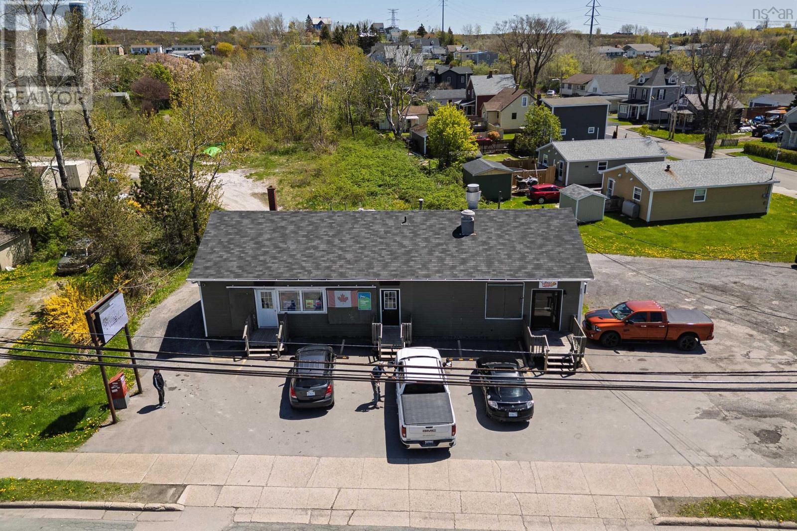 1370 Victoria Road Property Photo 36