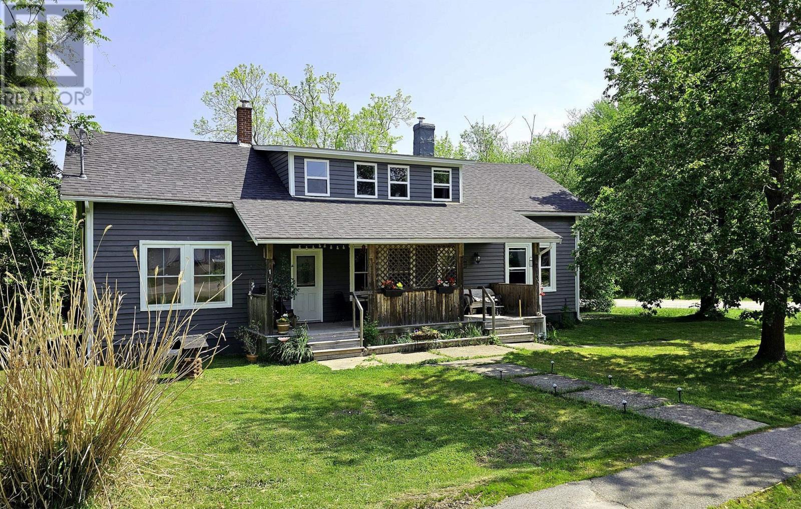 108 Victoria Street Property Photo 1