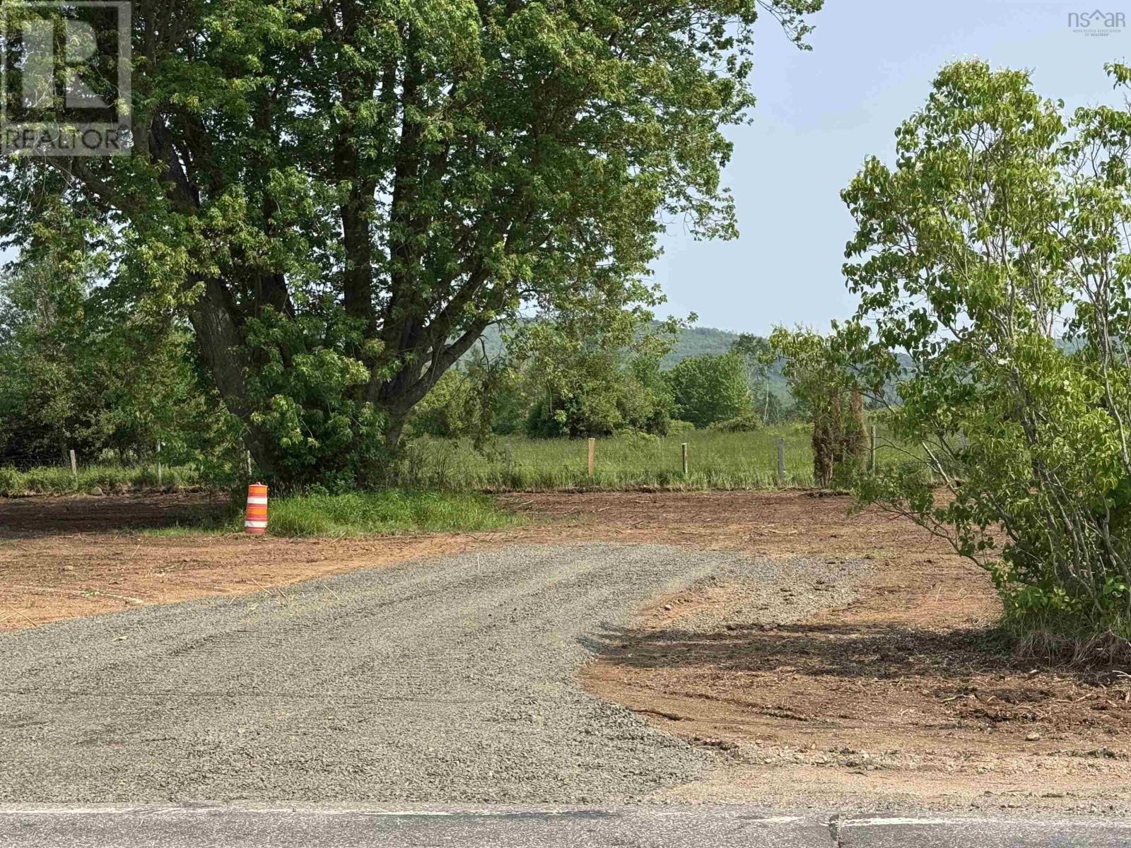 3306 Highway 201