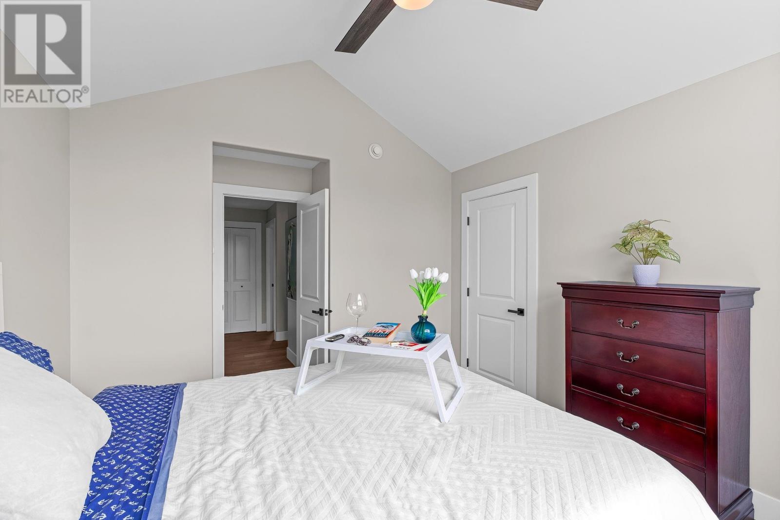 2 Sheffield Crescent Property Photo 21