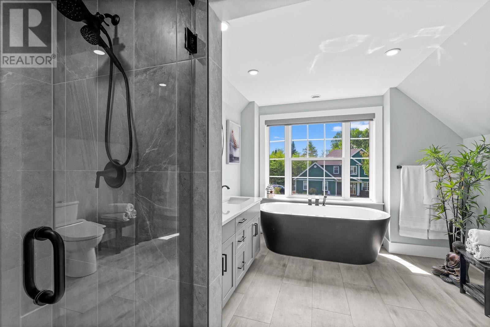 2 Sheffield Crescent Property Photo 31