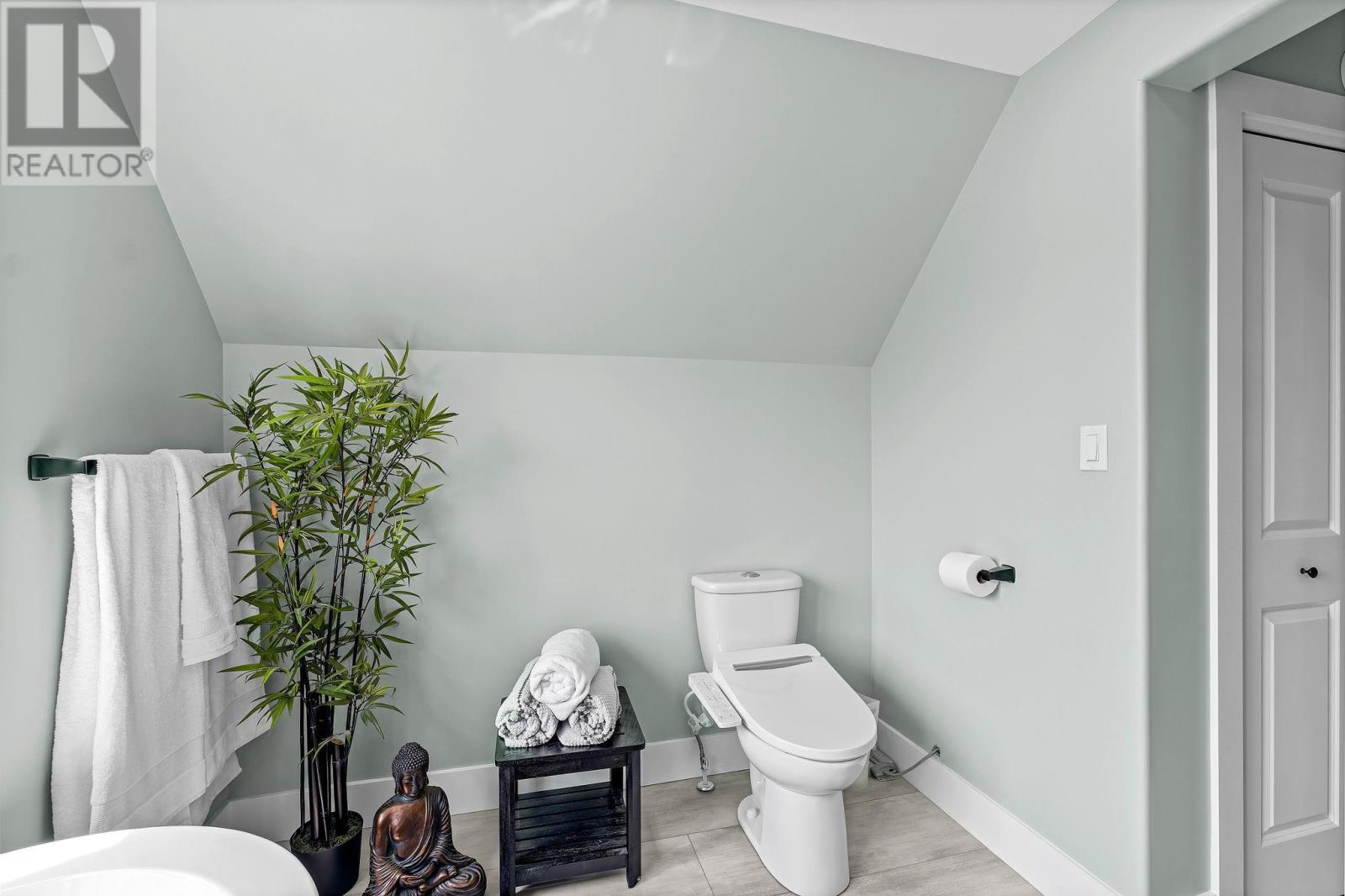 2 Sheffield Crescent Property Photo 32