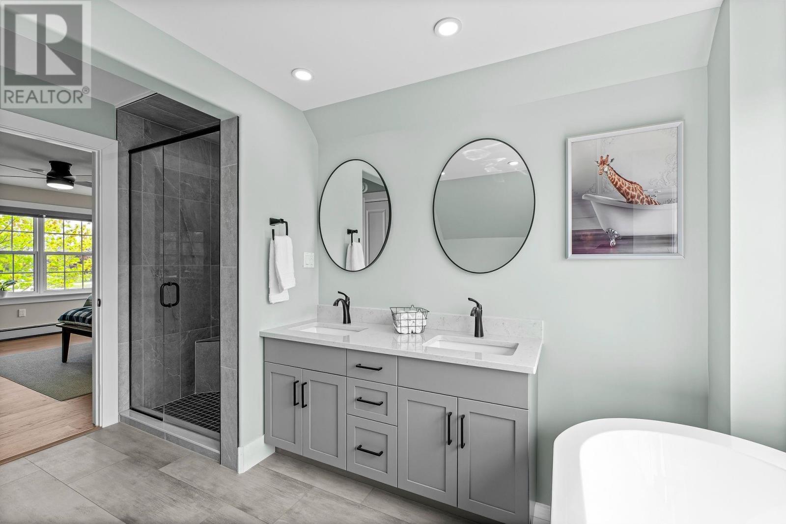 2 Sheffield Crescent Property Photo 33