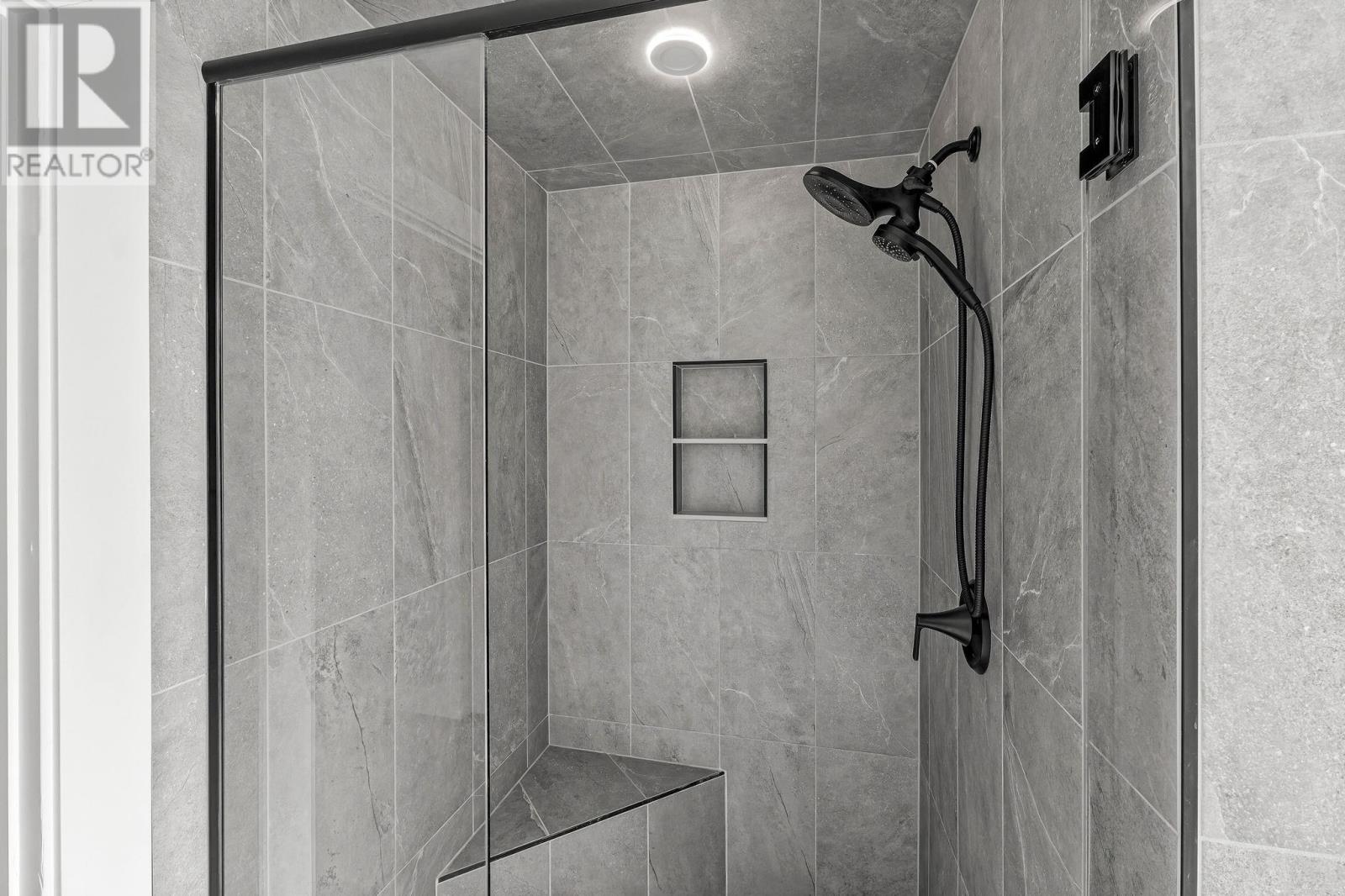 2 Sheffield Crescent Property Photo 34