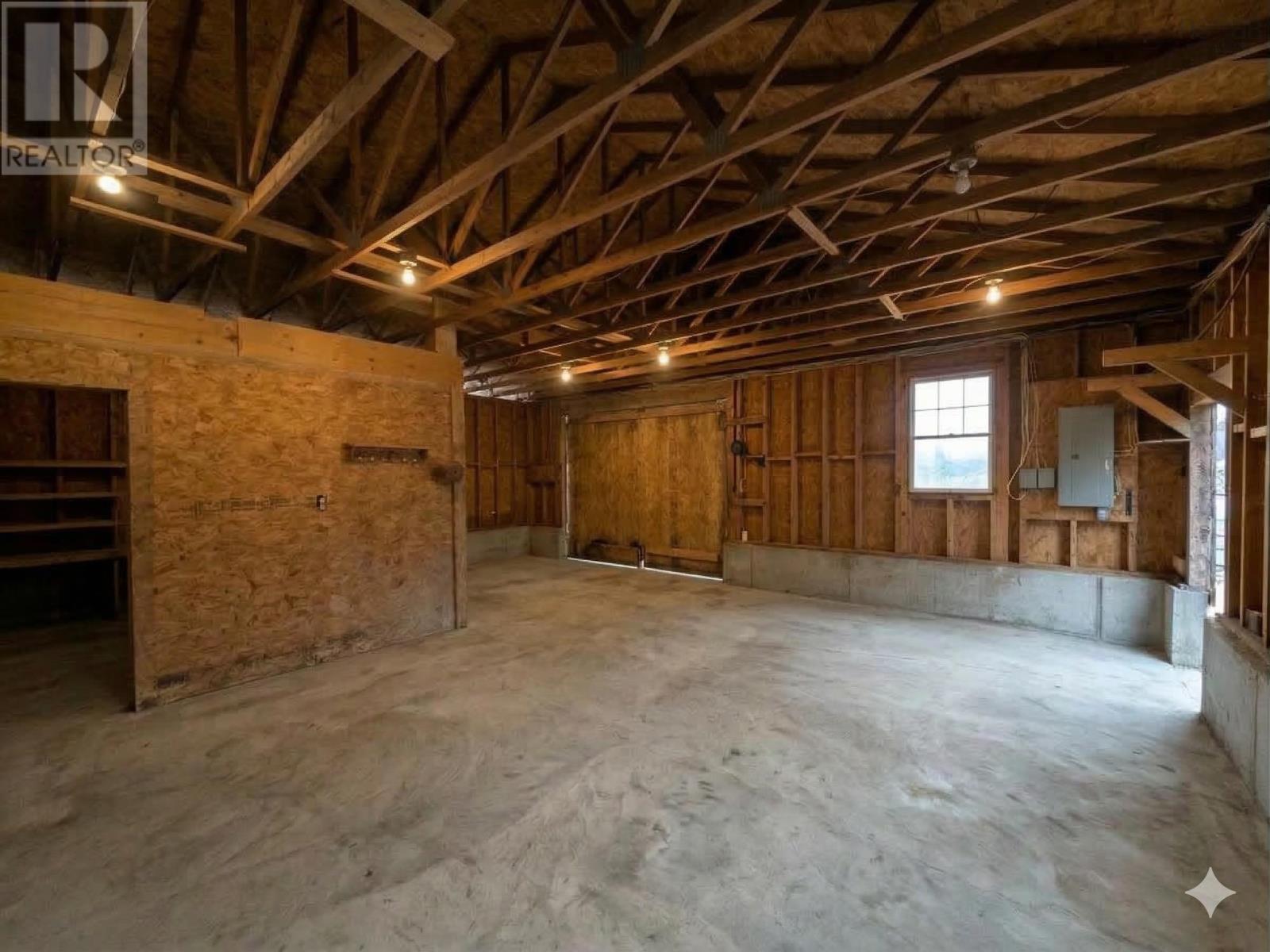 2925 Highway 203 Property Photo 17