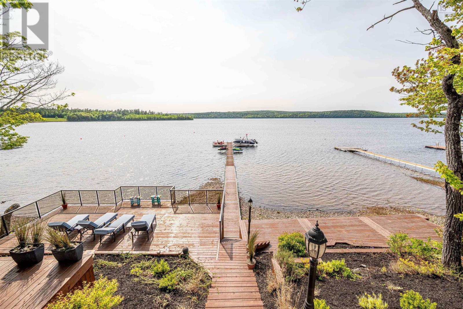 22 Parkview Drive Property Photo 2