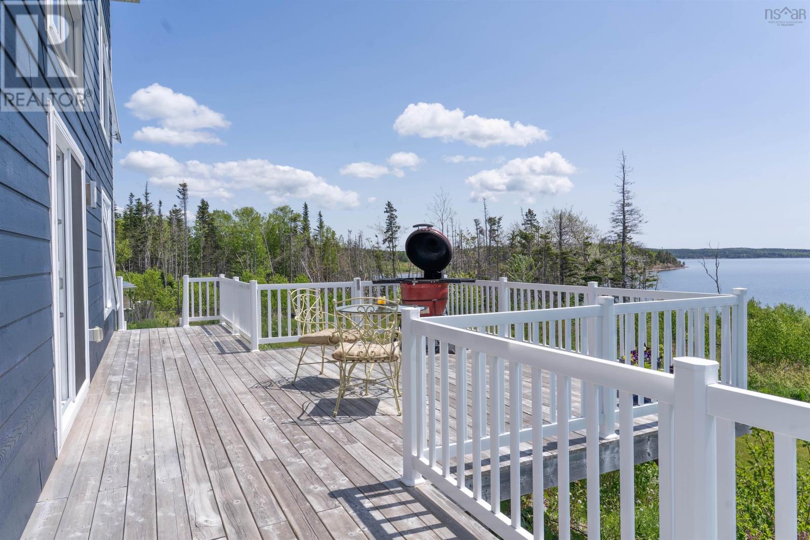 122 Peter Sosna Drive Property Photo 5