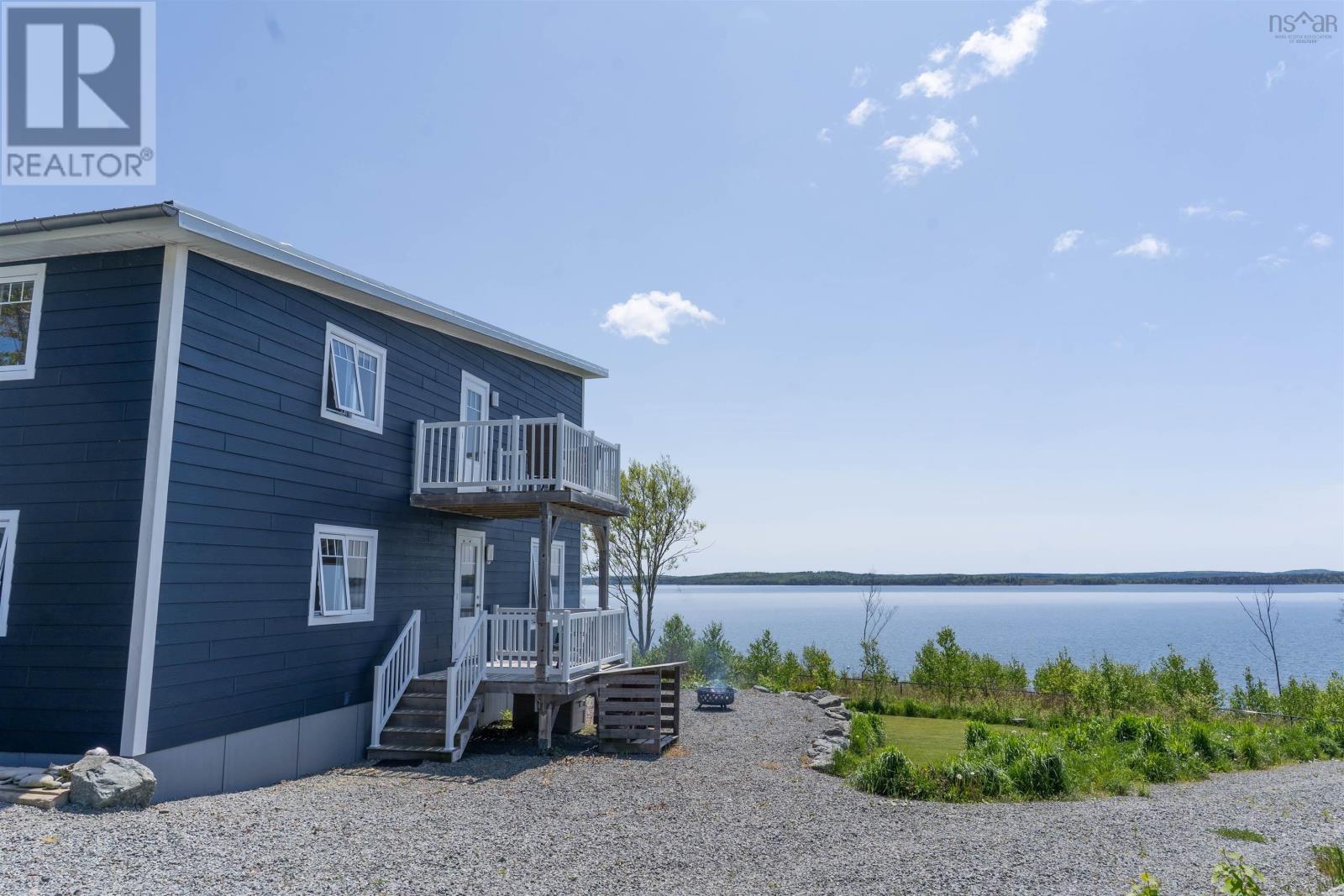 122 Peter Sosna Drive Property Photo 6