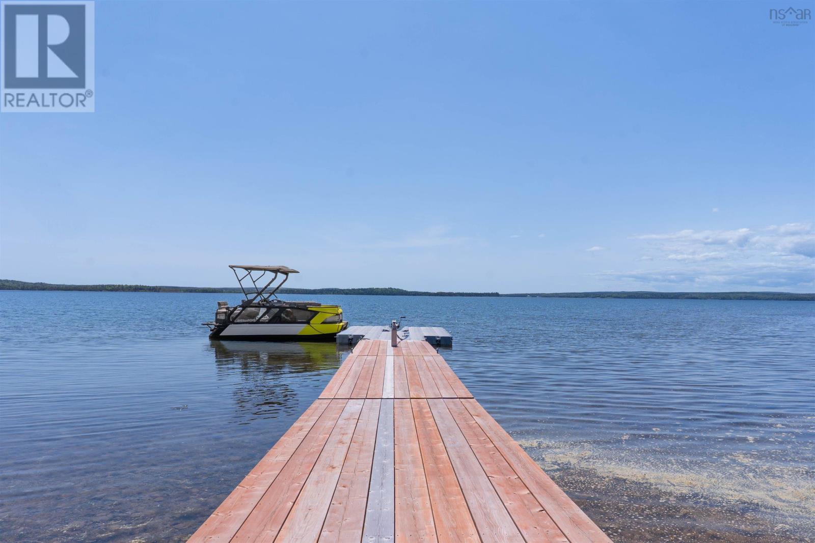 122 Peter Sosna Drive Property Photo 8