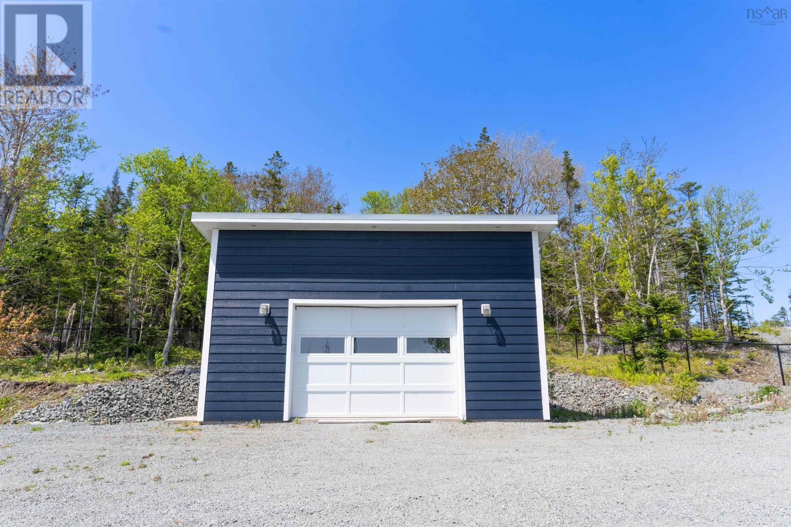 122 Peter Sosna Drive Property Photo 12