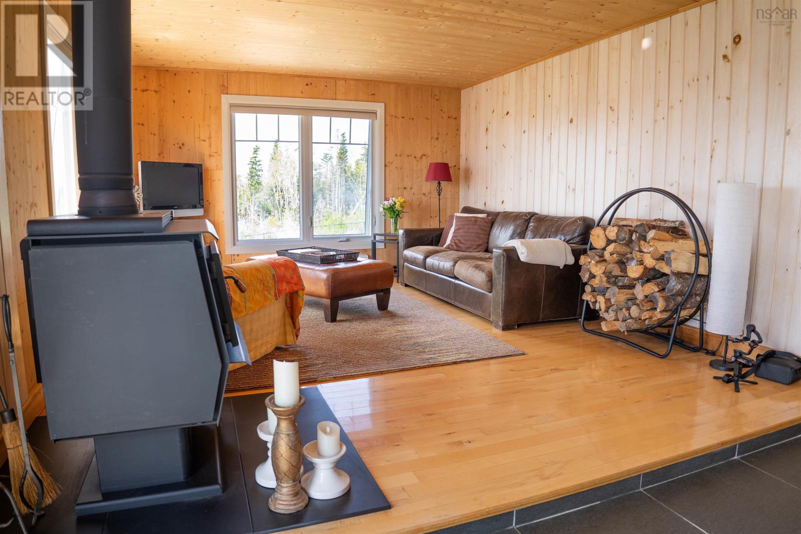 122 Peter Sosna Drive Property Photo 22