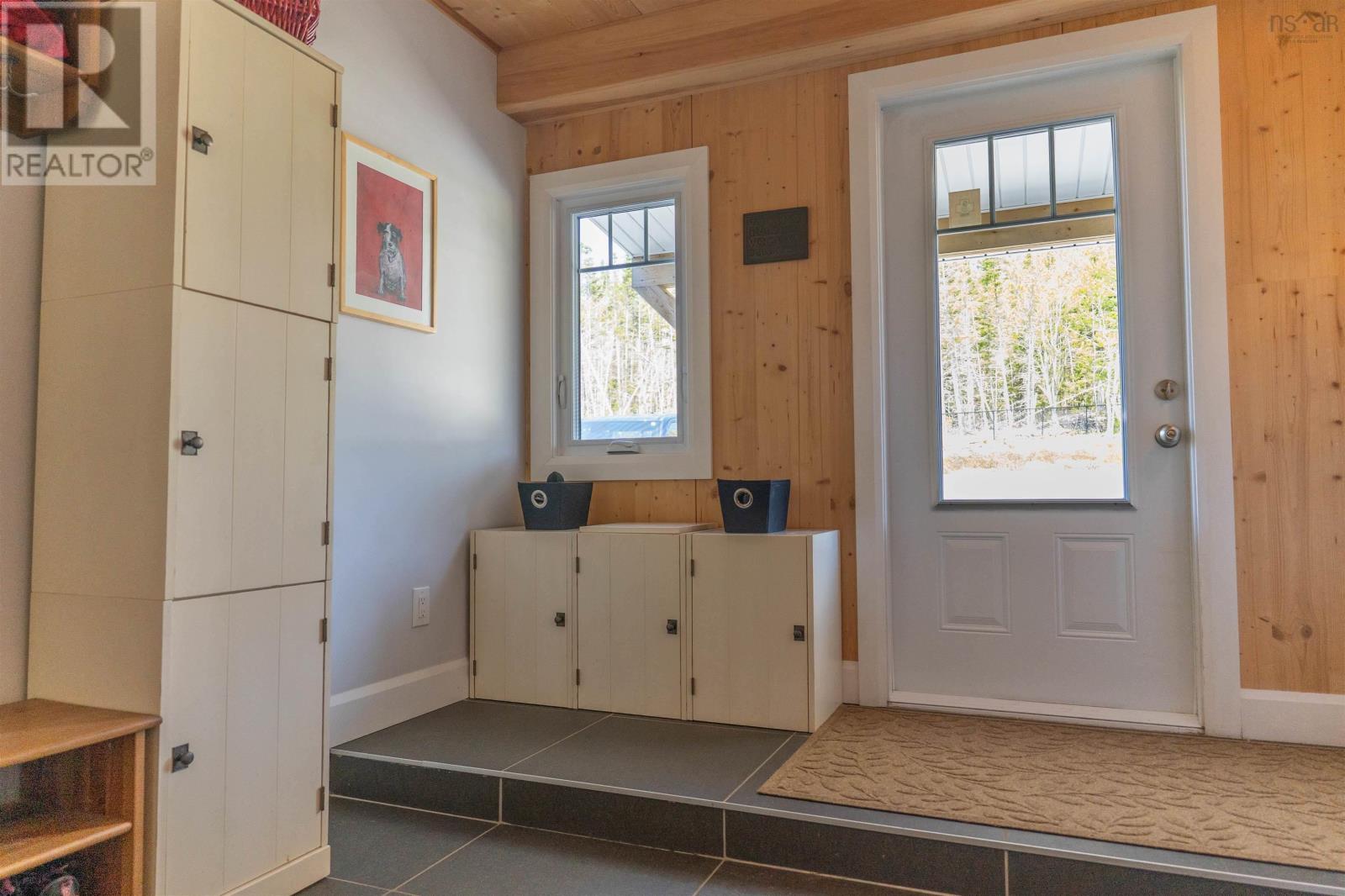 122 Peter Sosna Drive Property Photo 24