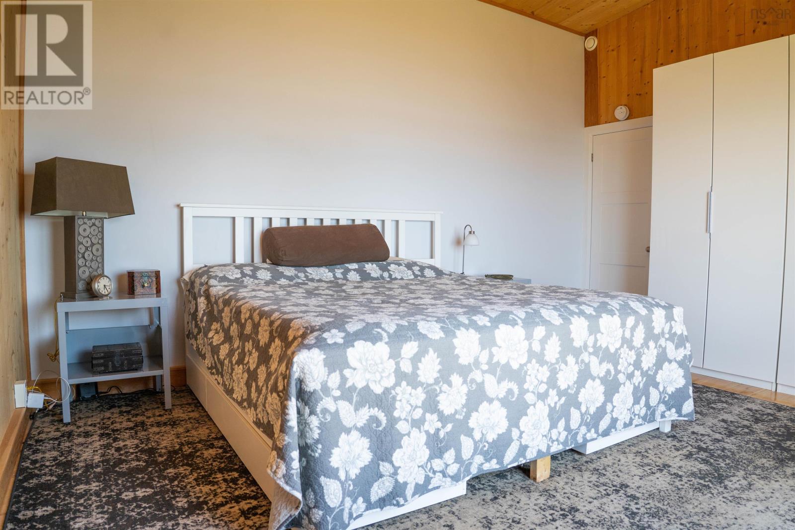 122 Peter Sosna Drive Property Photo 35