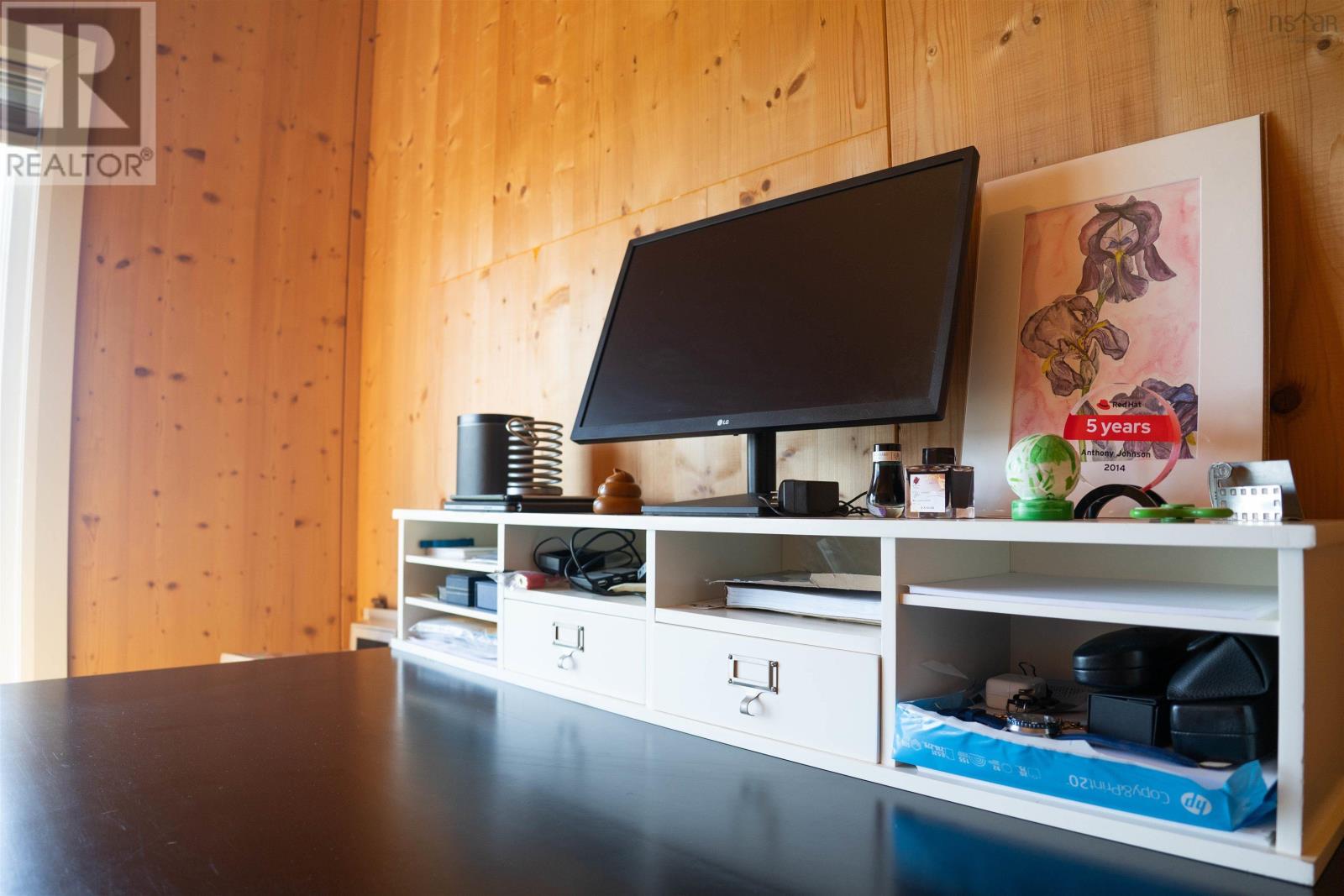 122 Peter Sosna Drive Property Photo 37