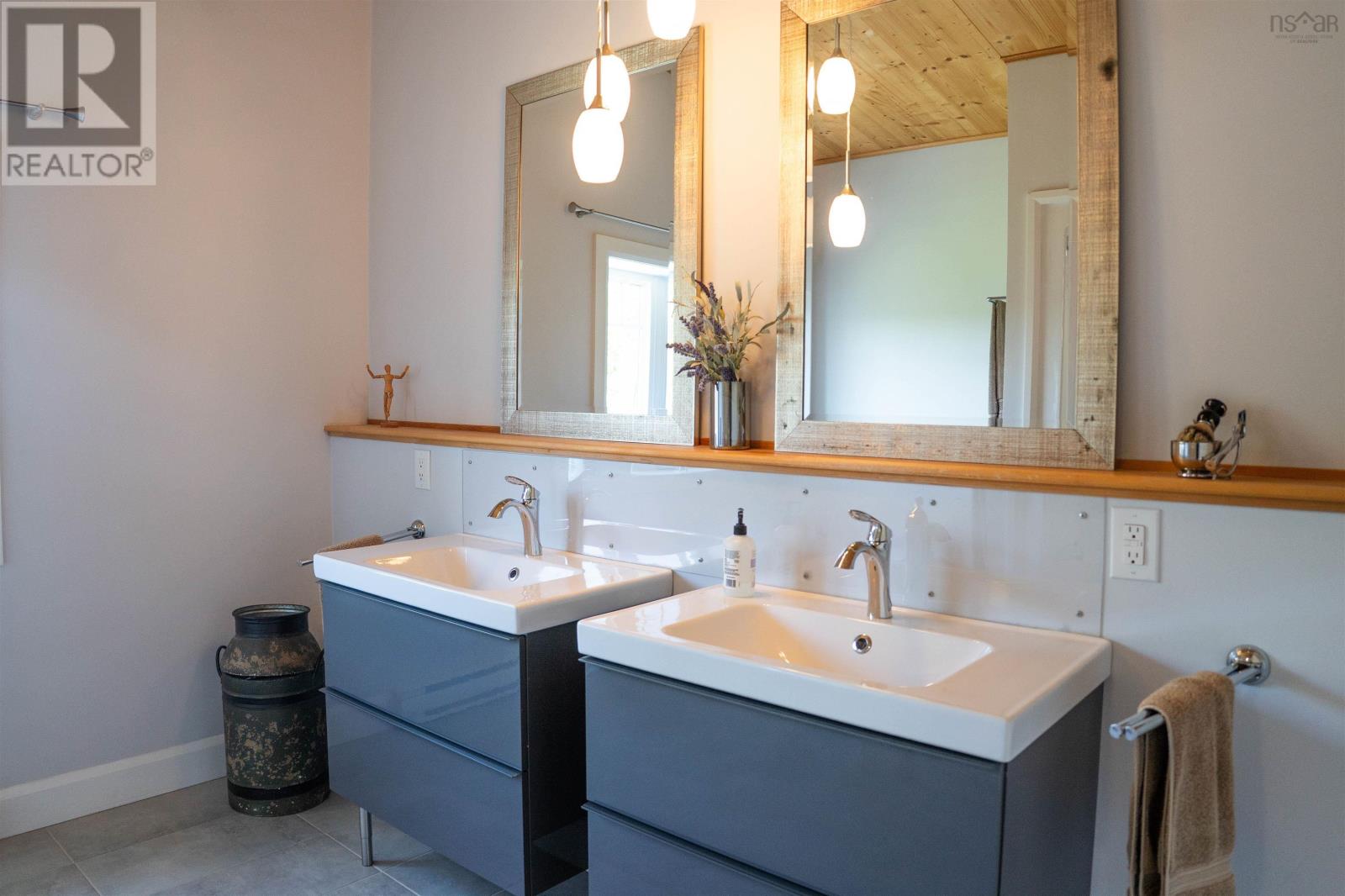 122 Peter Sosna Drive Property Photo 40