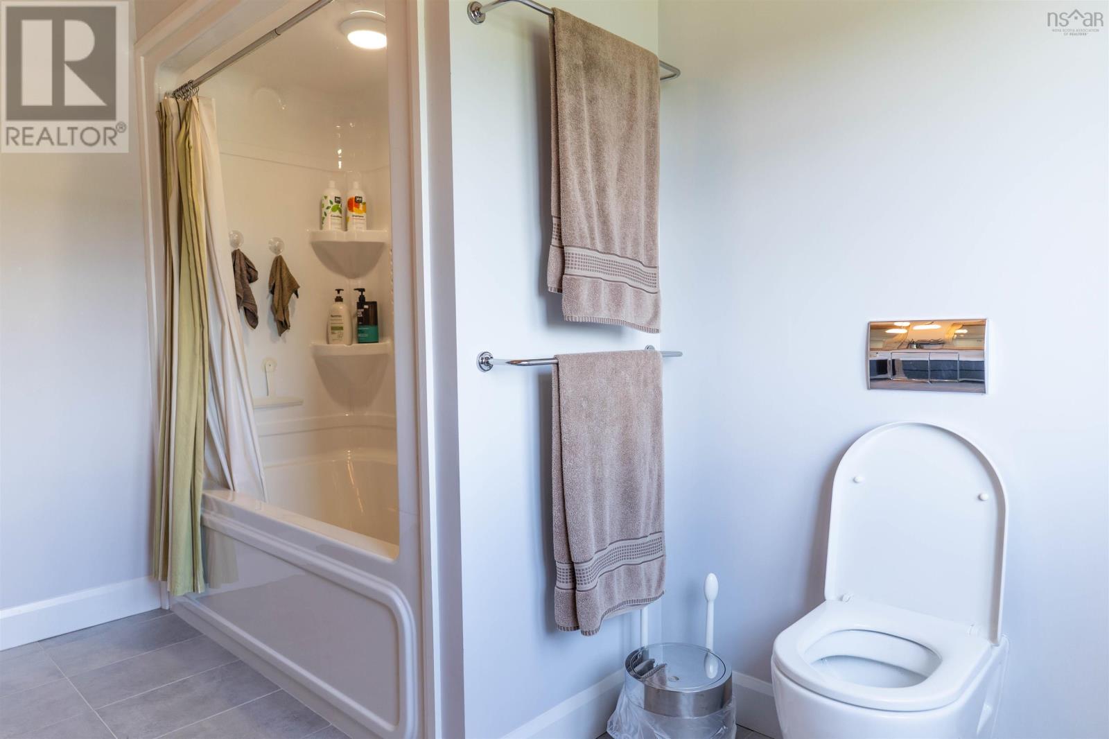 122 Peter Sosna Drive Property Photo 41