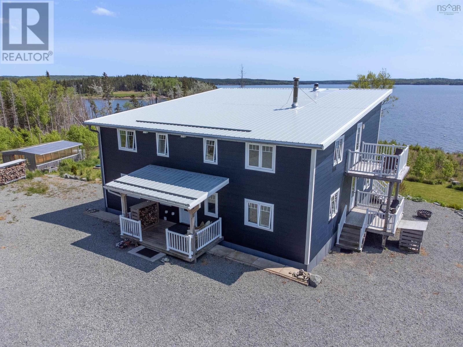 122 Peter Sosna Drive Property Photo 46