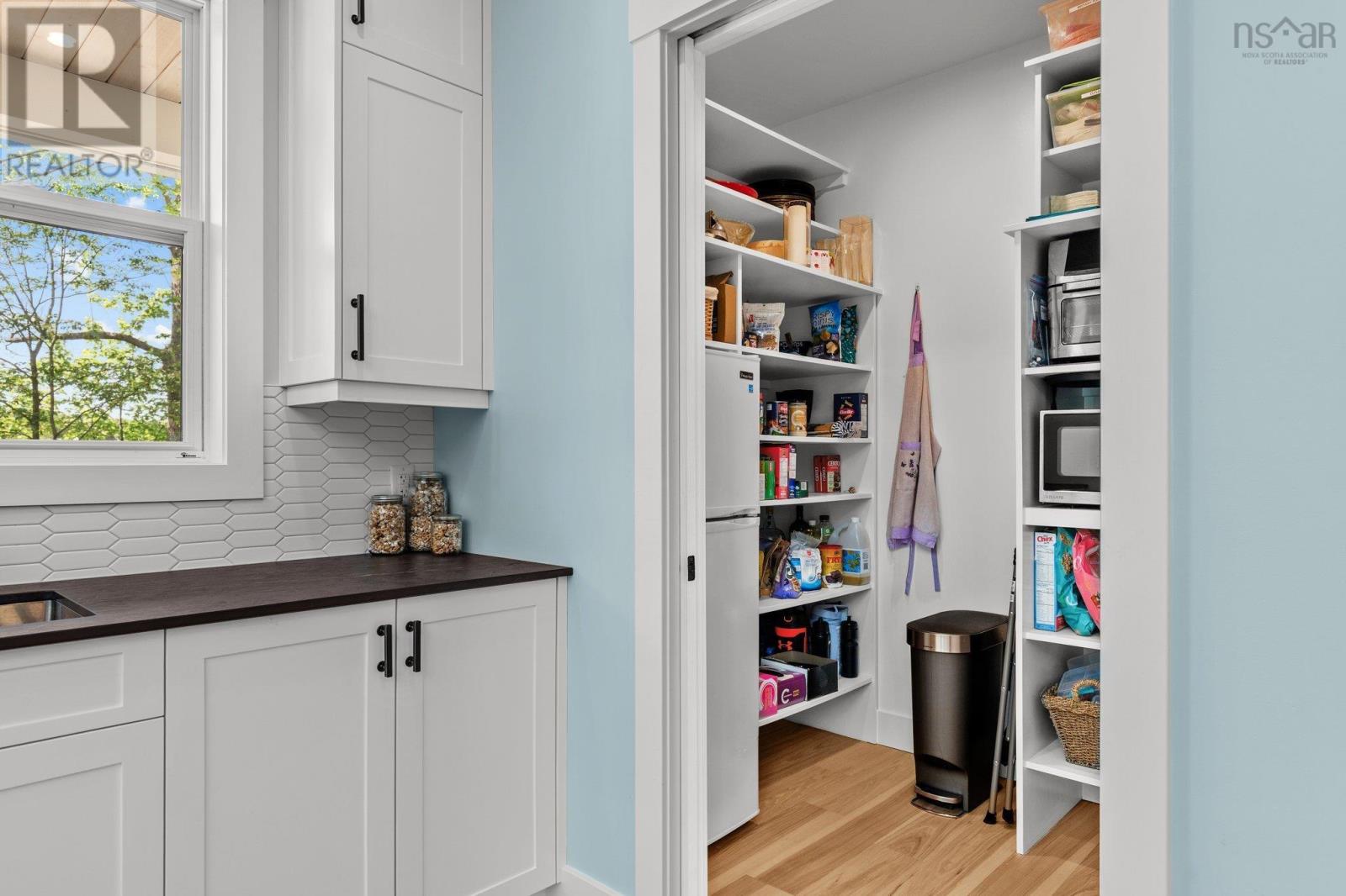 2881 Highway 2 Property Photo 7