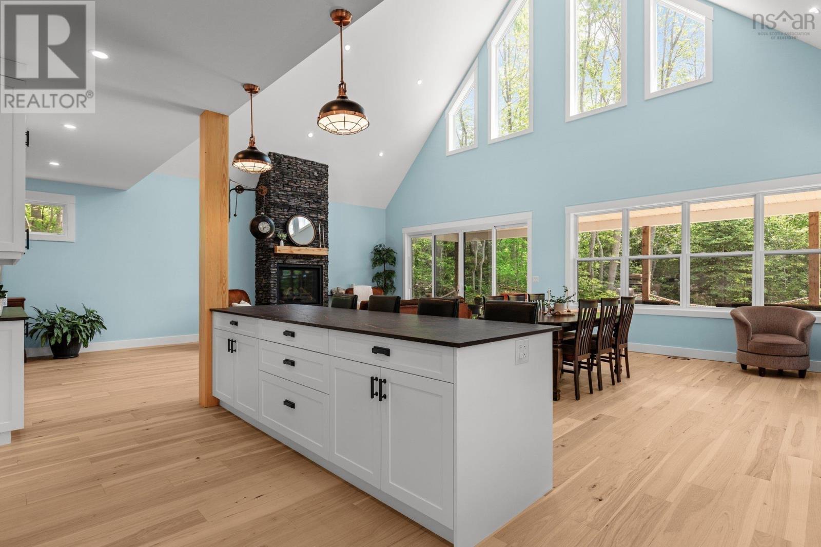 2881 Highway 2 Property Photo 8