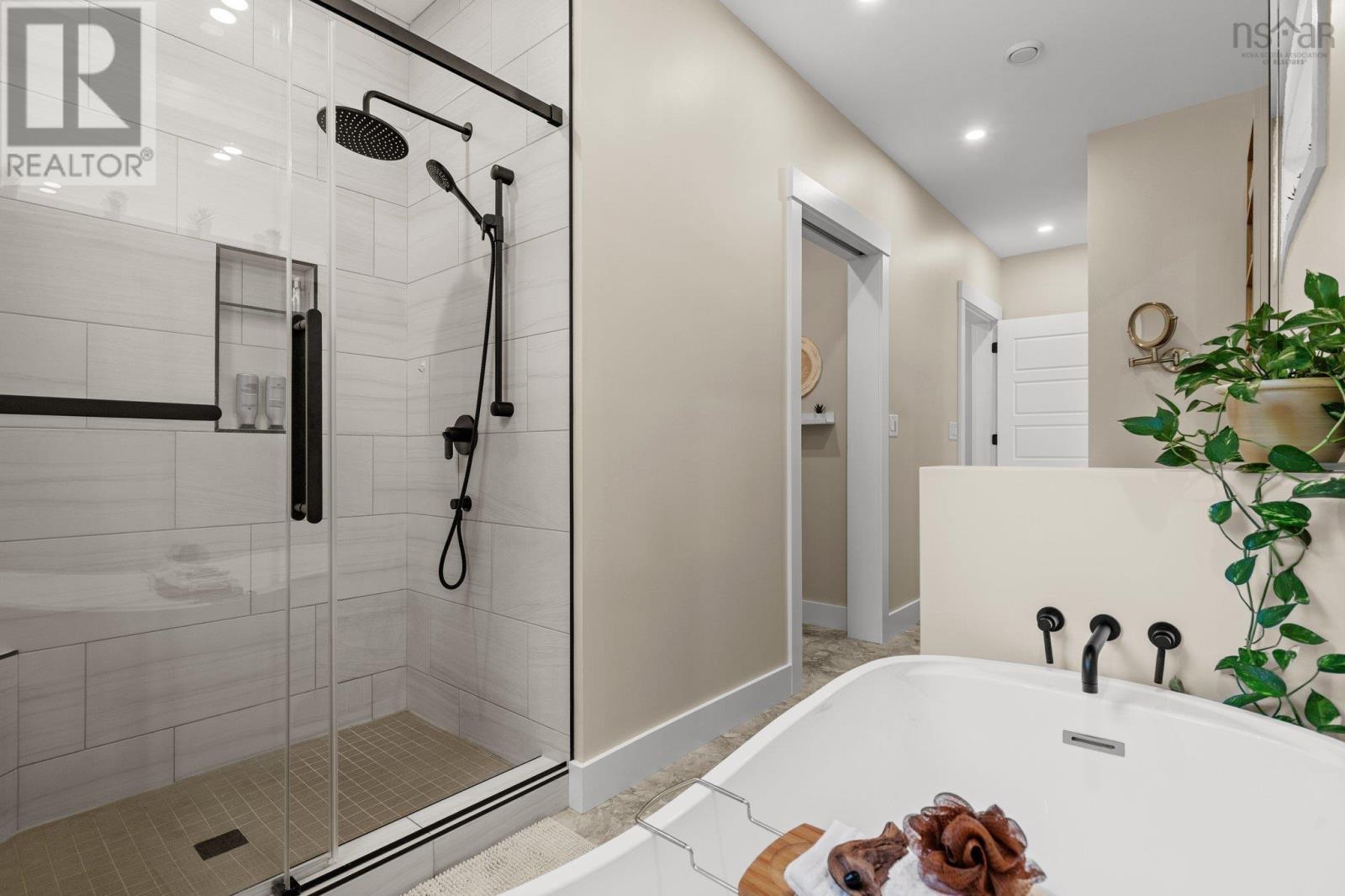 2881 Highway 2 Property Photo 20