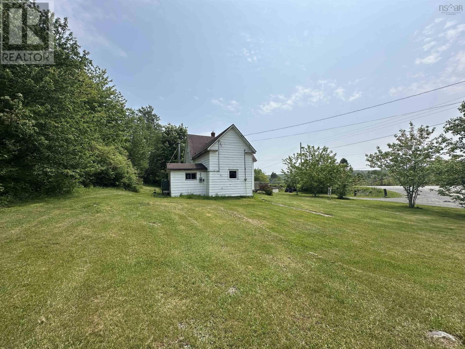 6 Lake Road Property Photo 3