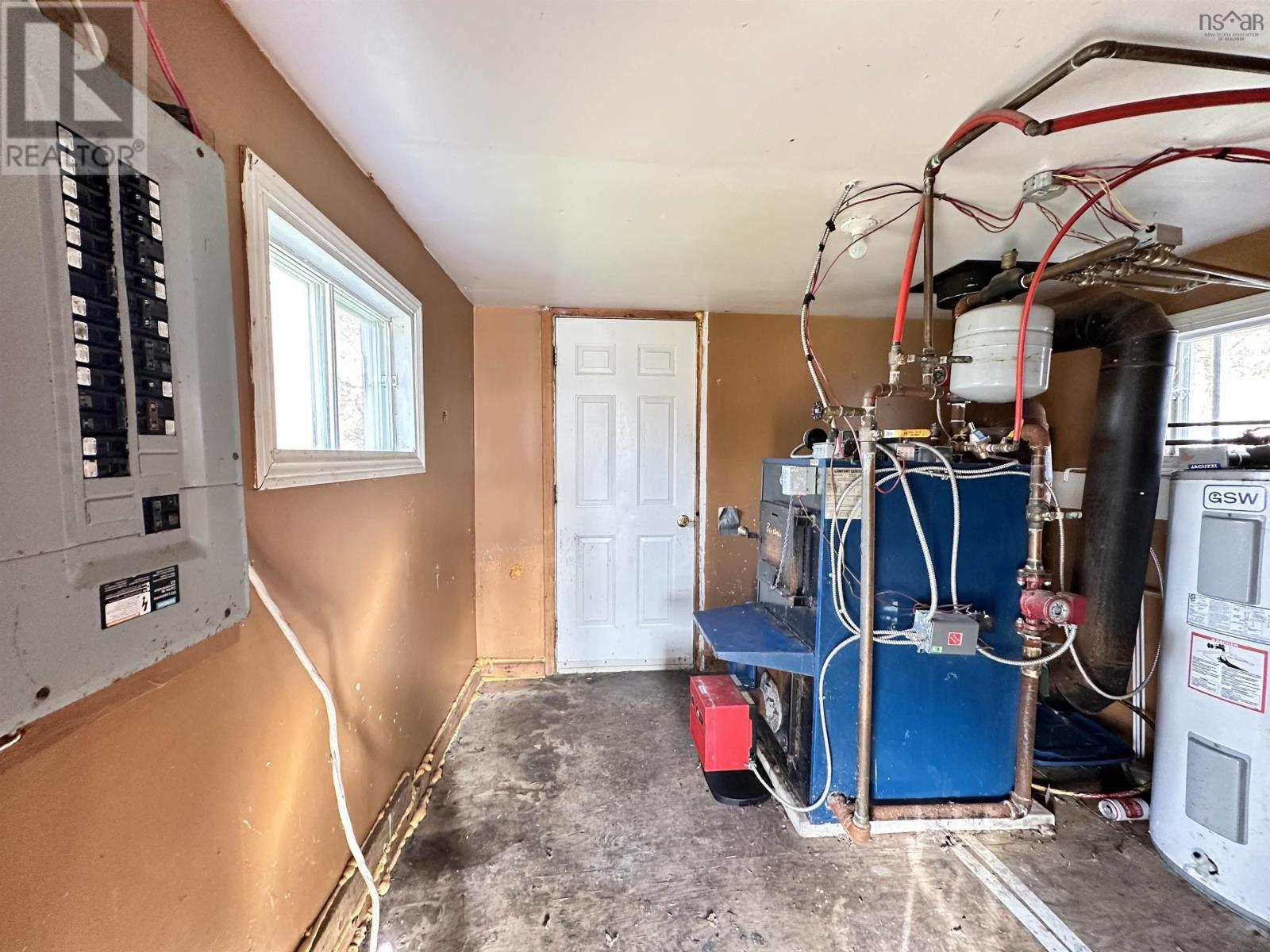 6 Lake Road Property Photo 9