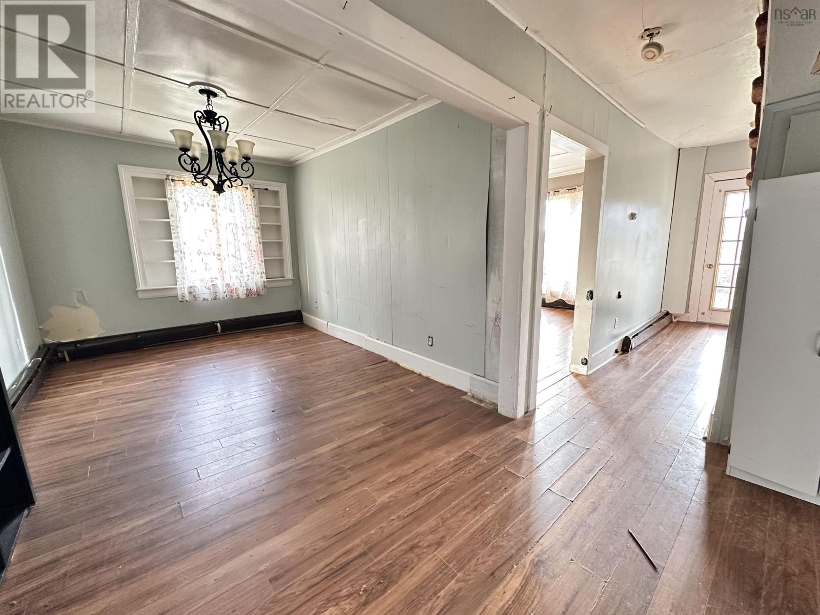 6 Lake Road Property Photo 14