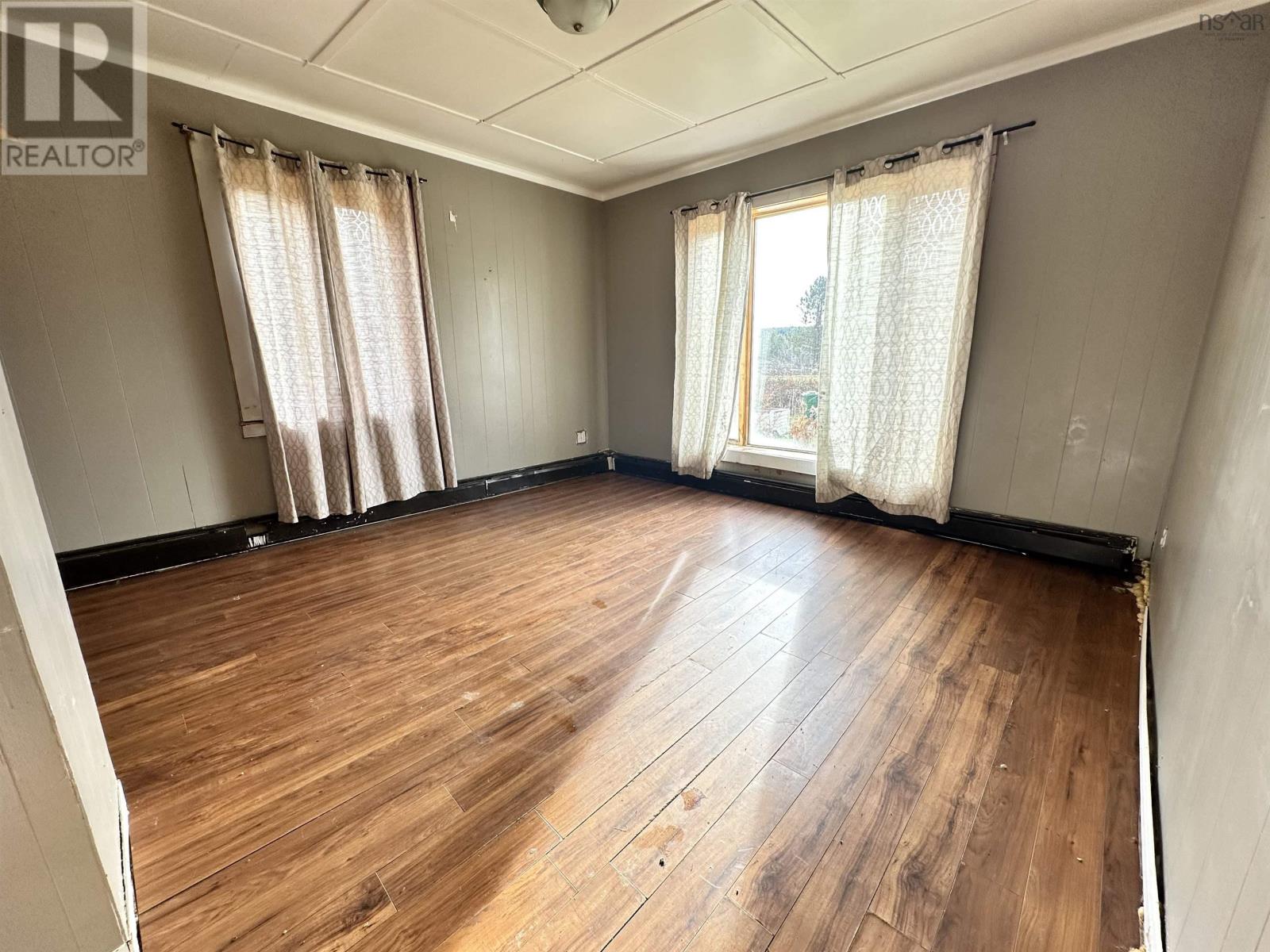 6 Lake Road Property Photo 16