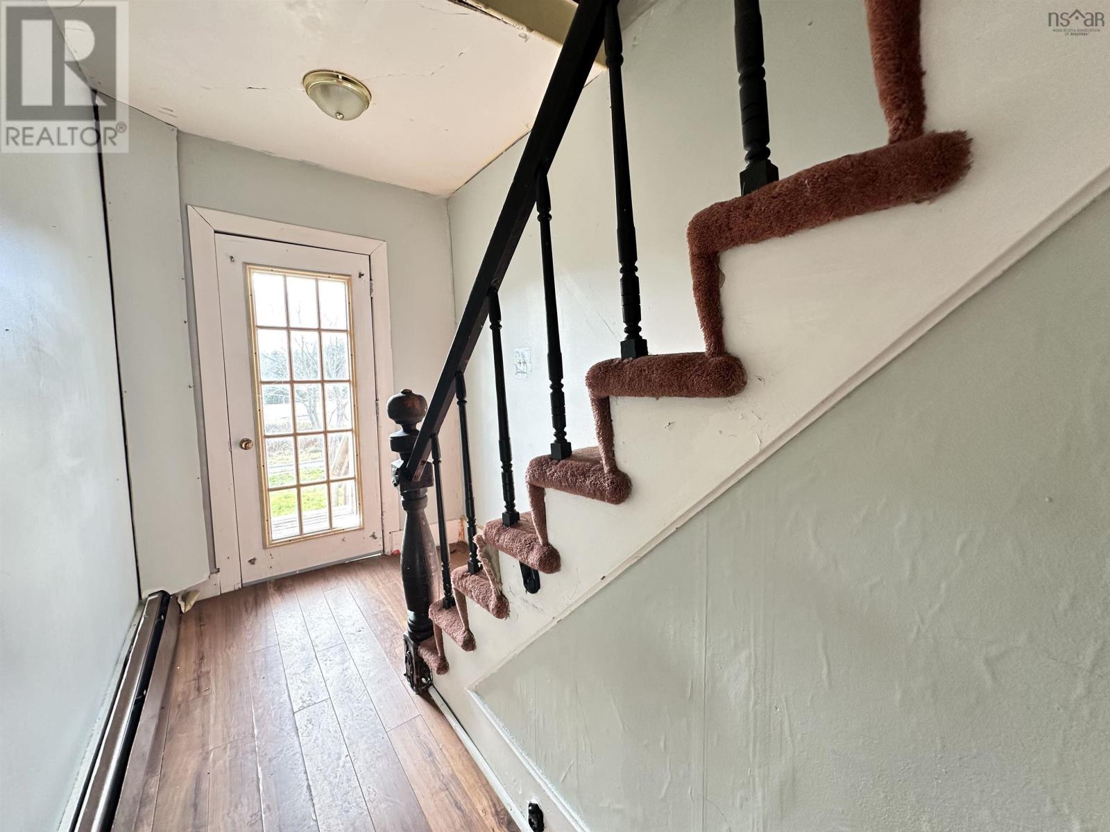 6 Lake Road Property Photo 19