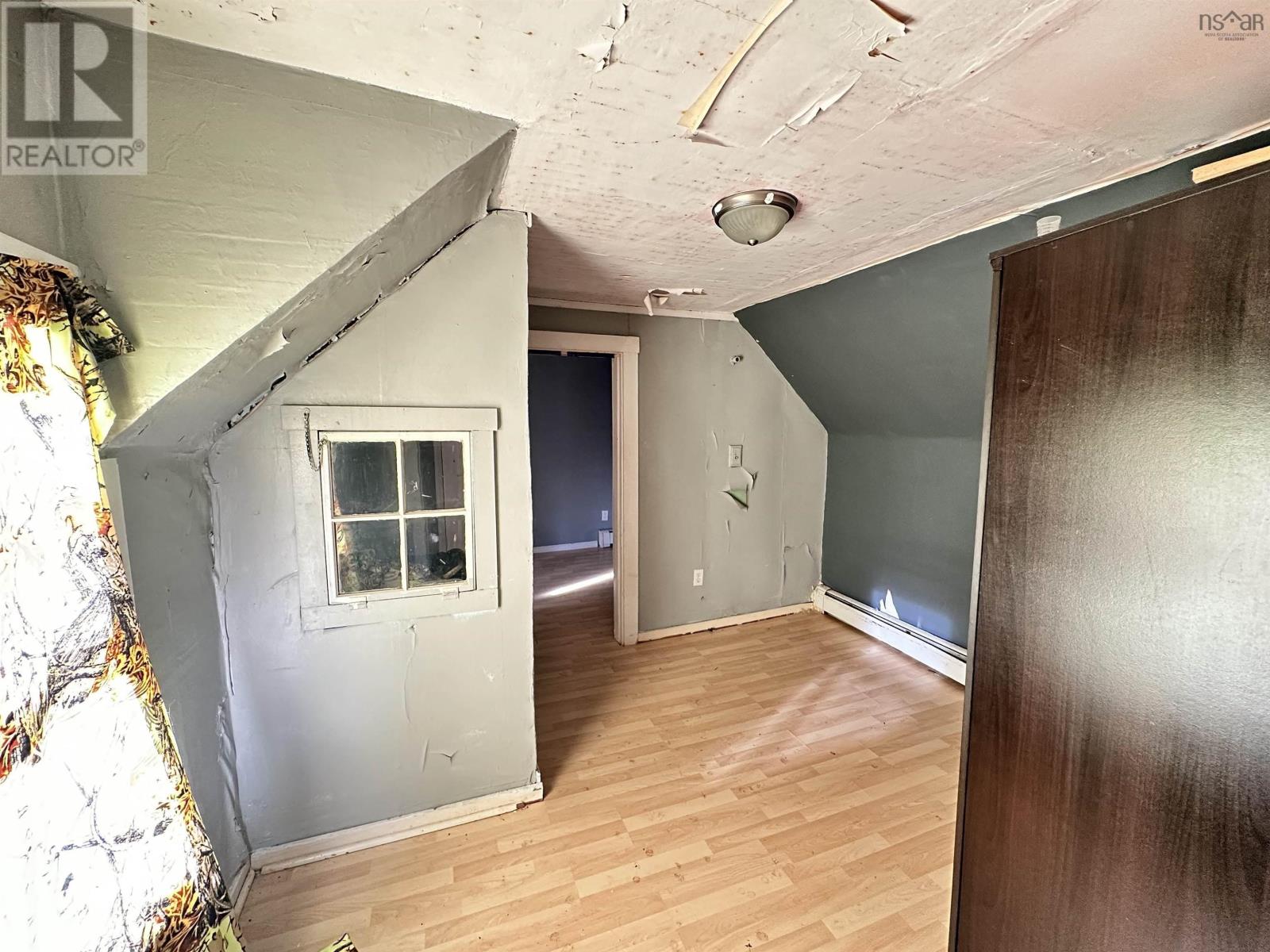 6 Lake Road Property Photo 20