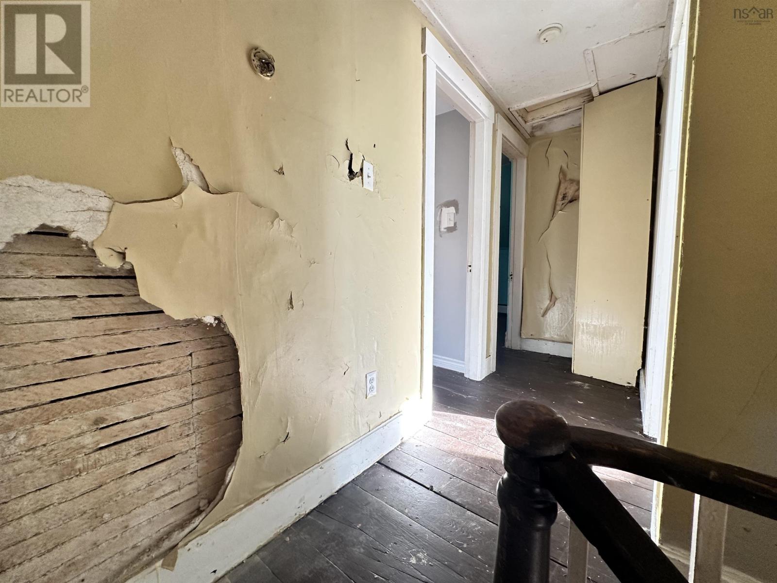 6 Lake Road Property Photo 26