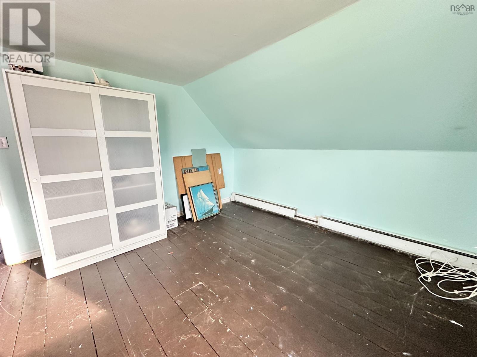 6 Lake Road Property Photo 27