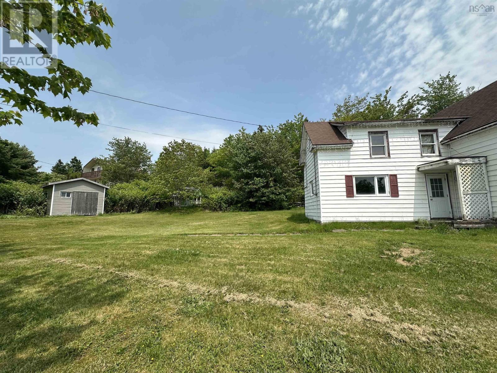 6 Lake Road Property Photo 33