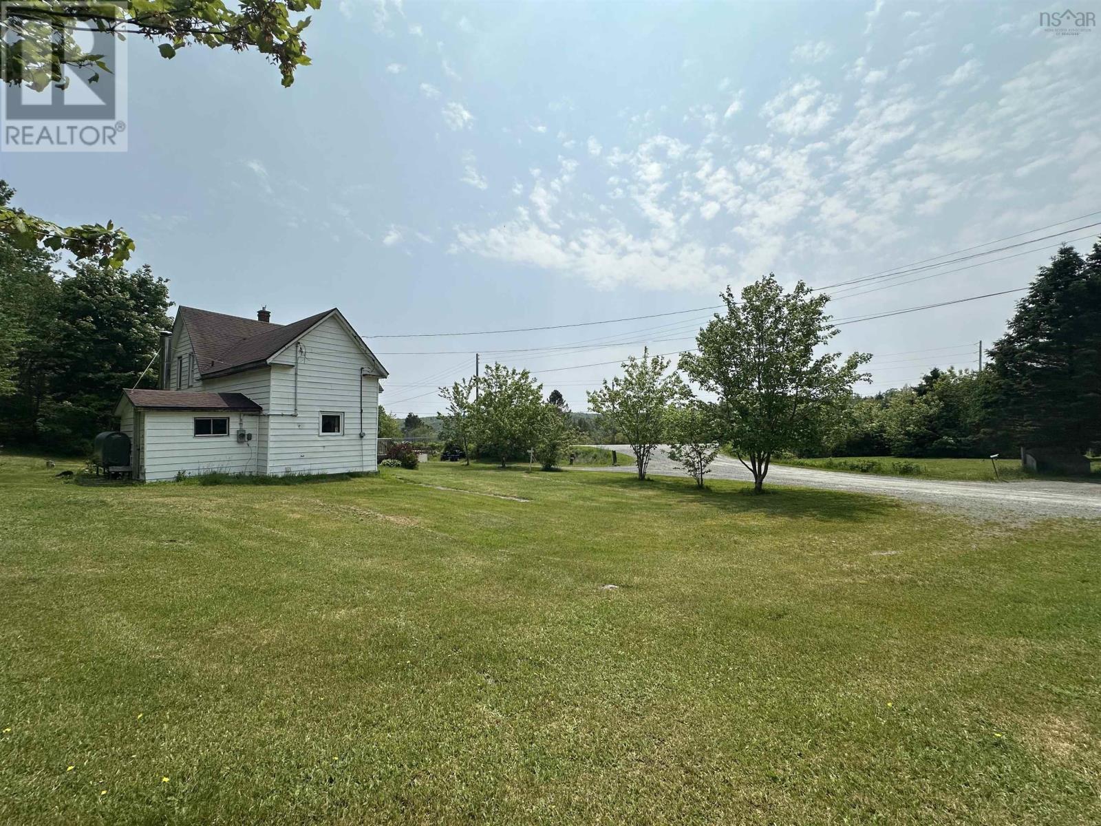 6 Lake Road Property Photo 37