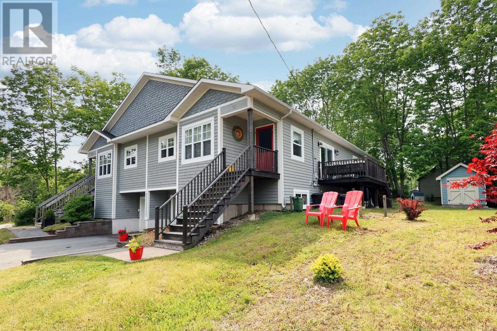 10 Spur Street Property Photo