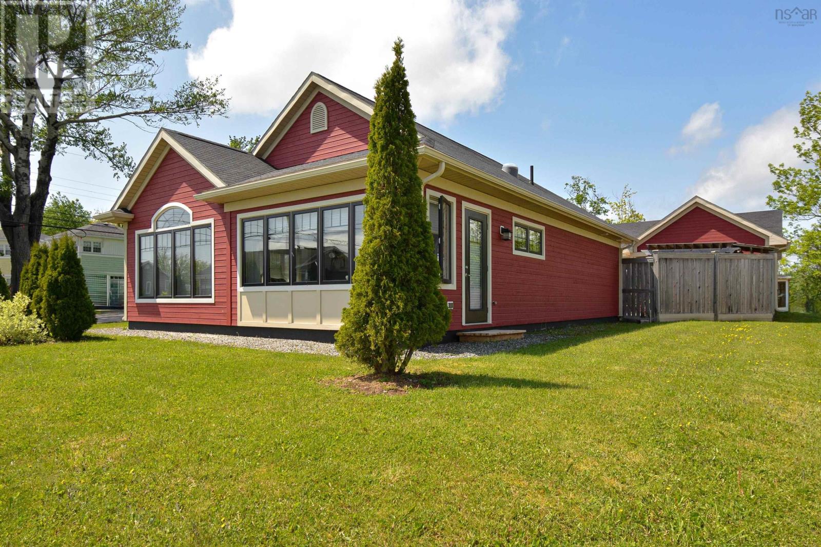 156 Twining Street Property Photo 1
