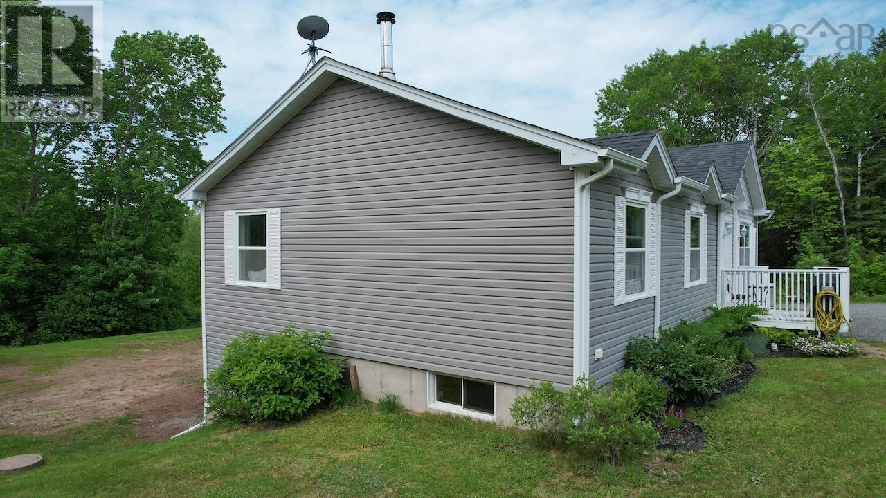 10205 204 Highway Property Photo 6