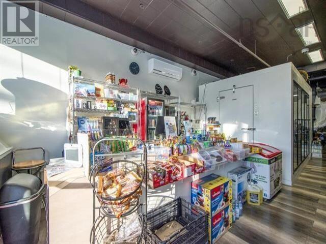 6083 South Street Property Photo 9