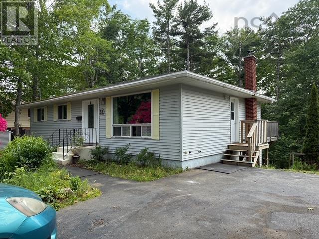 35 Hopkins Drive Property Photo 1