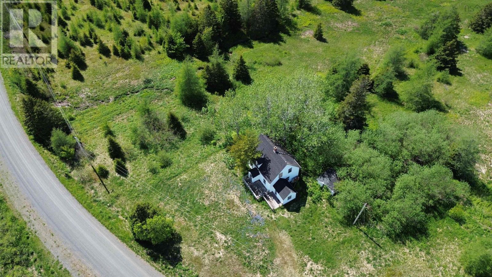 592 Glencoe Road Property Photo 8