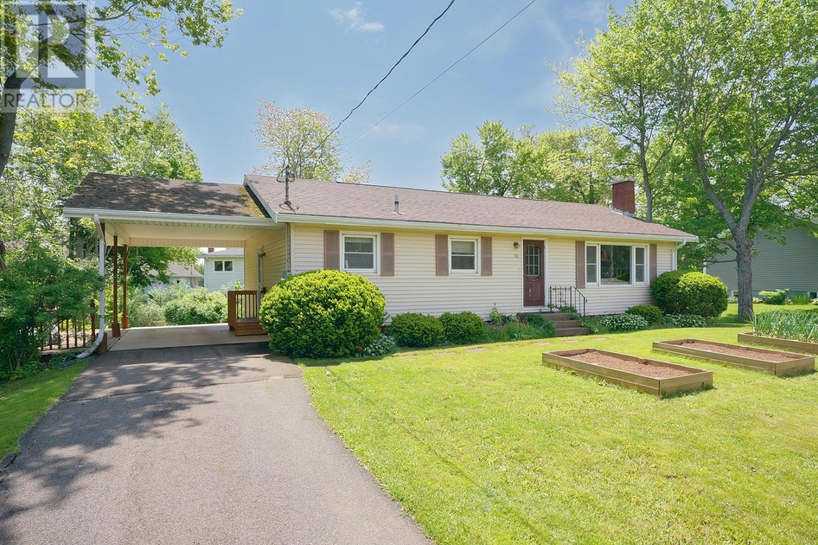 30 Oak Drive Property Photo 1